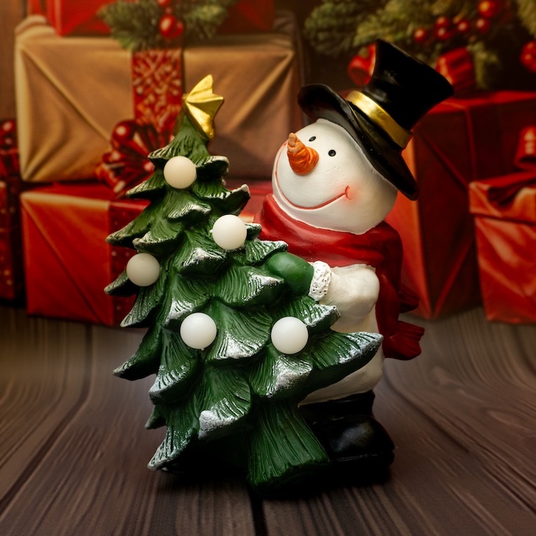 Figurka dekoracyjna Bałwanek z choinką LED-OY06423127-20.5 1